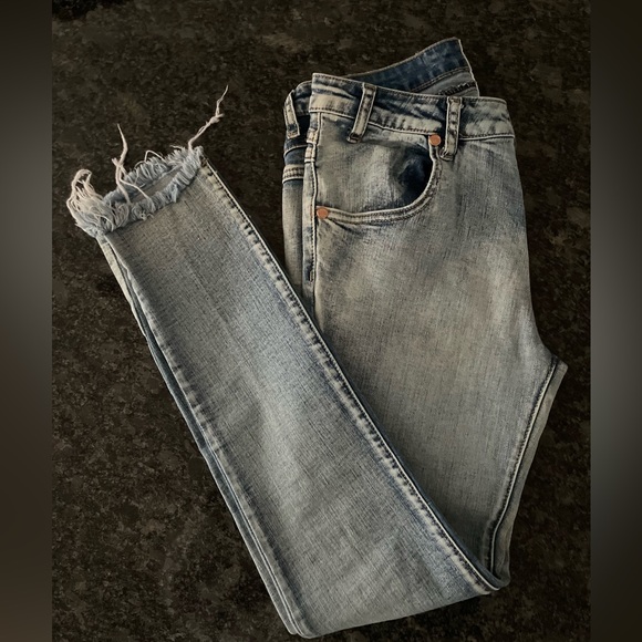 One Teaspoon Yard Birds Women's Light Blue Skinny Jeans - Picture 7 of 15